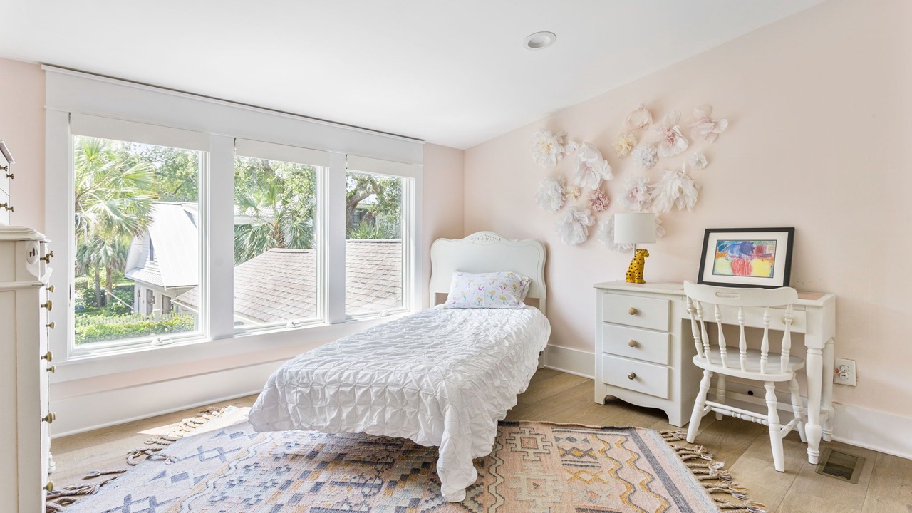 Photo of Bedroom in Old Village Historical District