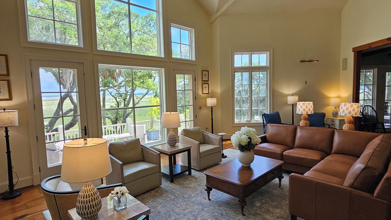 Photo of Livingroom in Seabrook Island