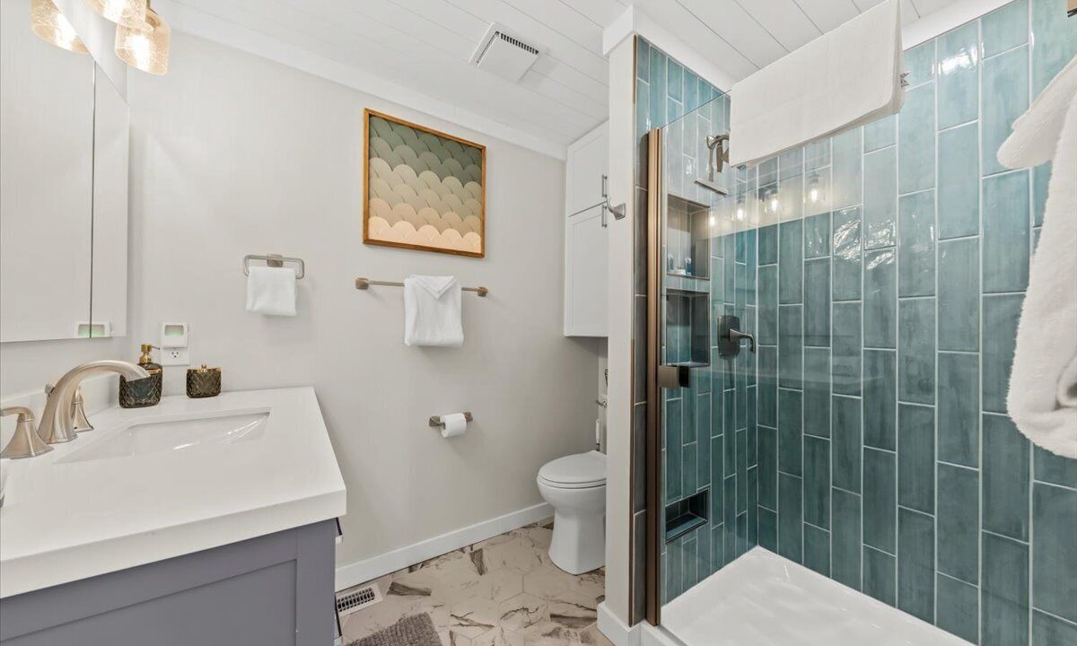 Photo of Bathroom in Sealoft Villas