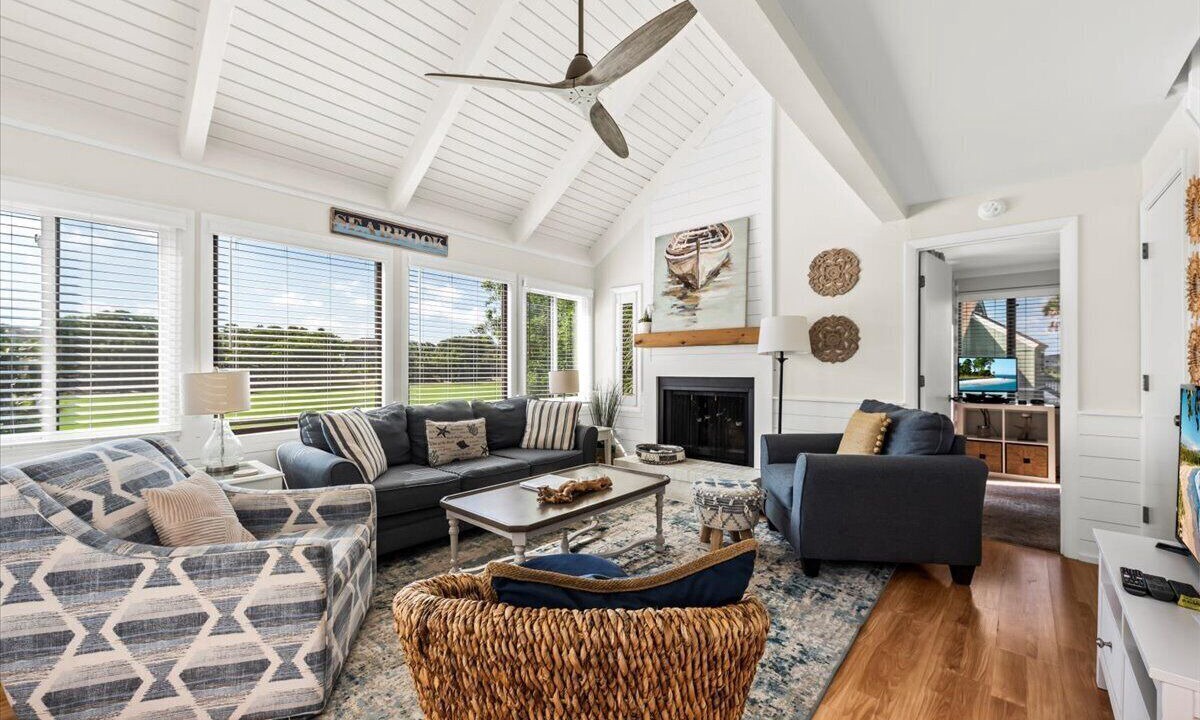 Photo of Livingroom in Sealoft Villas