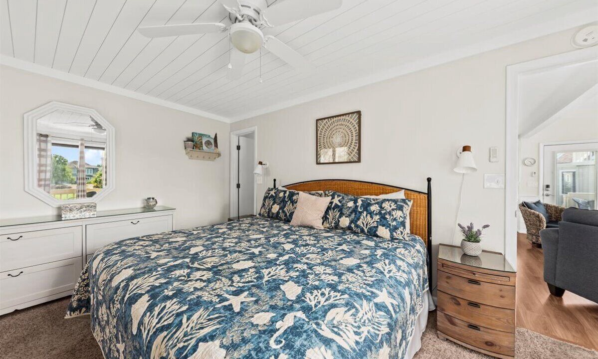 Photo of Bedroom in Sealoft Villas