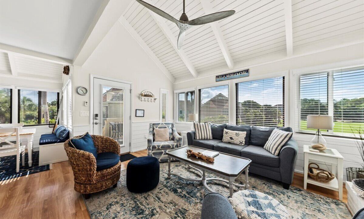 Photo of Livingroom in Sealoft Villas