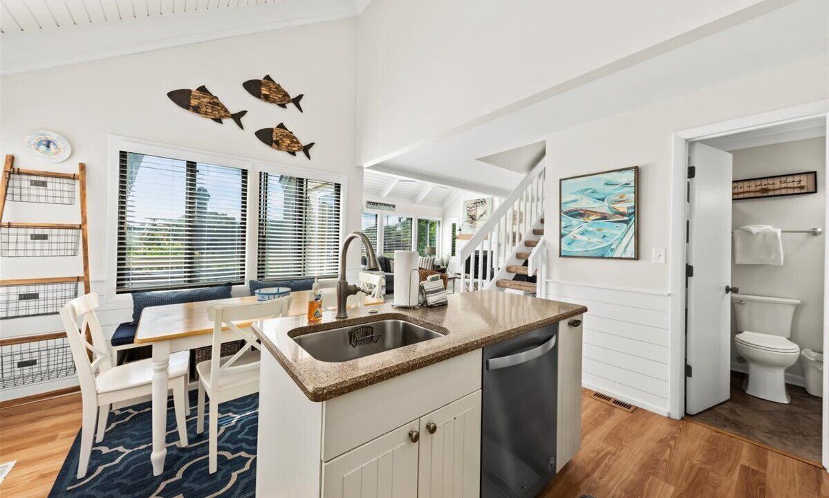 Photo of Kitchen in Sealoft Villas
