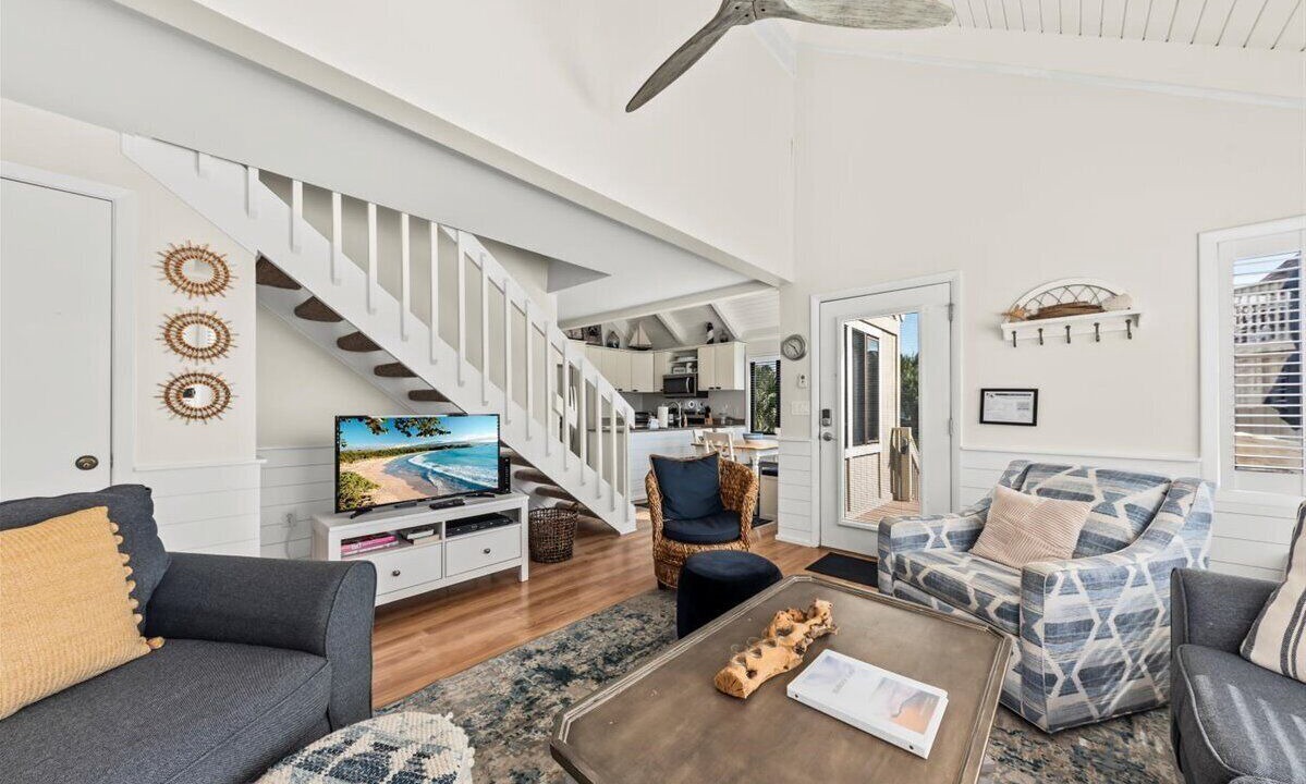 Photo of Livingroom in Sealoft Villas