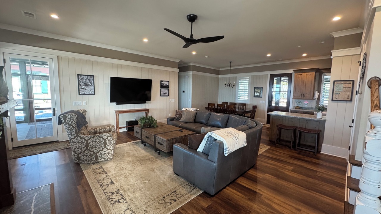 Photo of Livingroom in Russellville