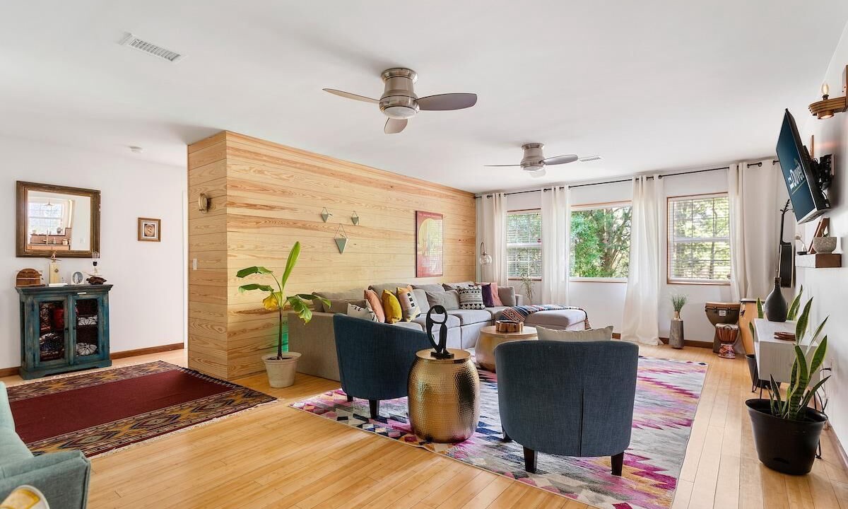 Photo of Livingroom in North Charleston