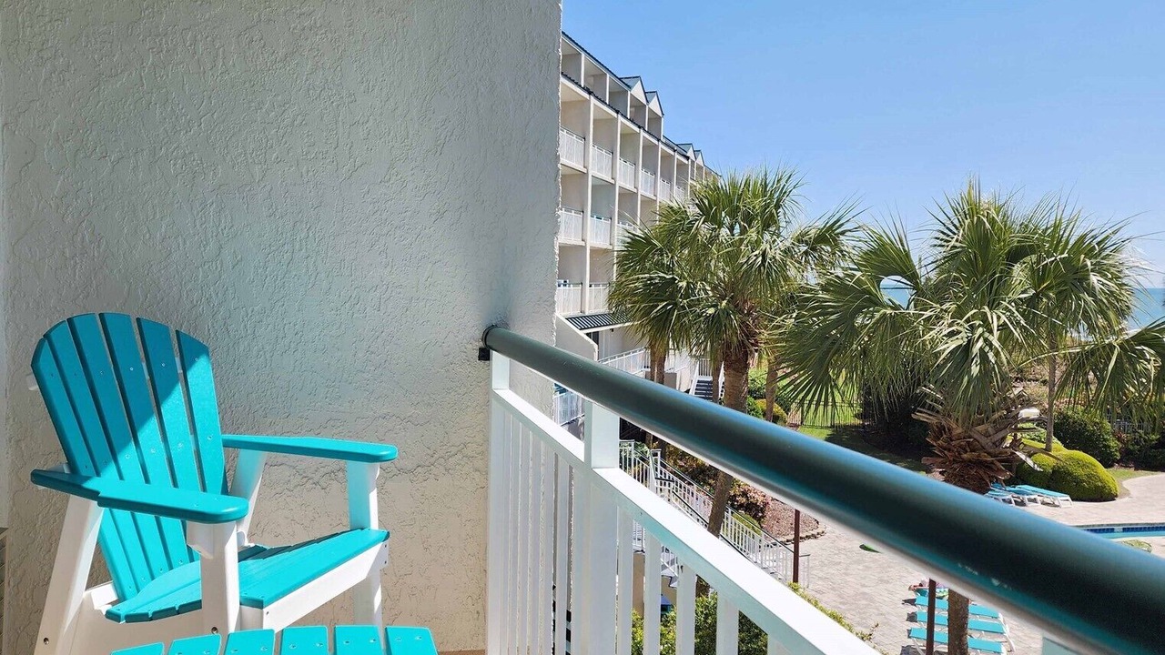 Photo of Patio Balcony in Litchfield by the Sea