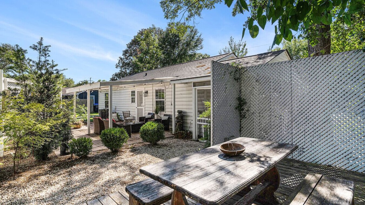 Photo of Outdoor in Mount Pleasant