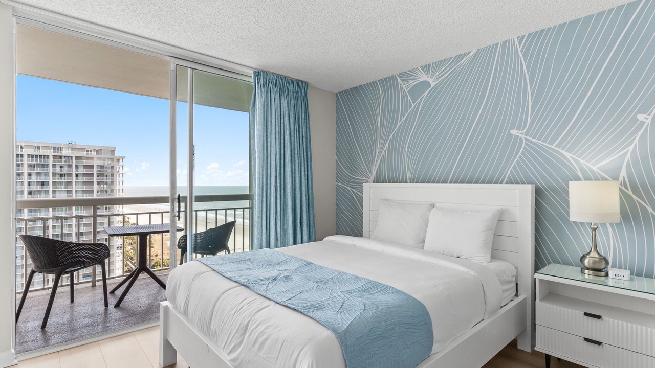Photo of Bedroom in Arcadian Shores