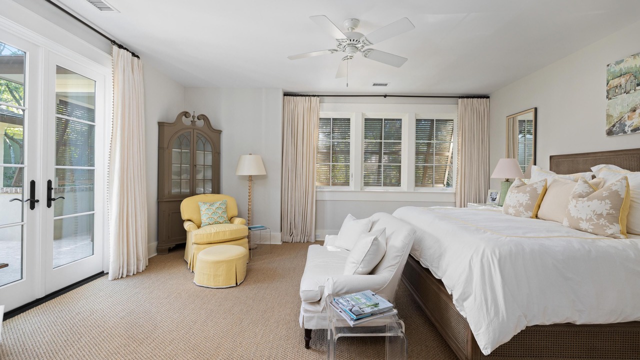 Photo of Bedroom in Vanderhorst Plantation