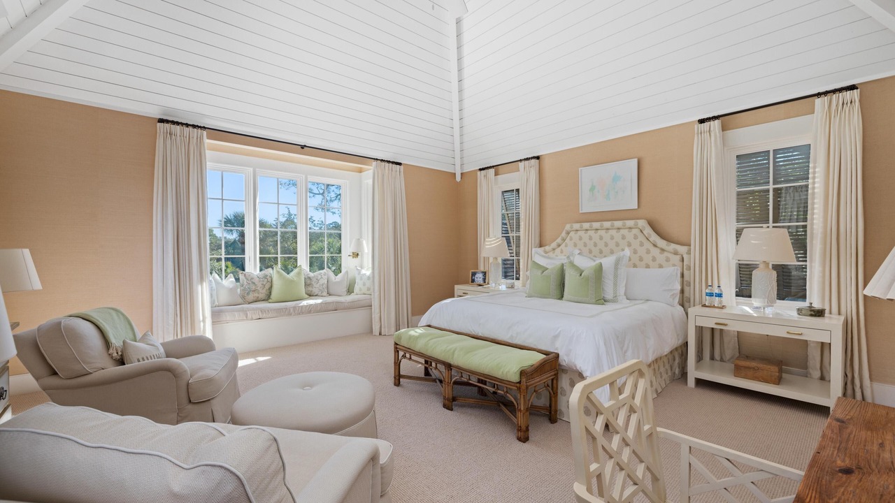 Photo of Bedroom in Vanderhorst Plantation