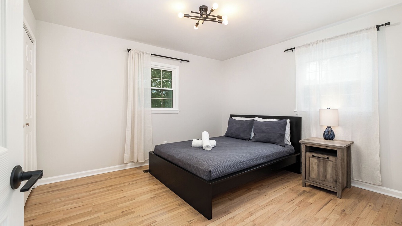 Photo of Bedroom in Belmont