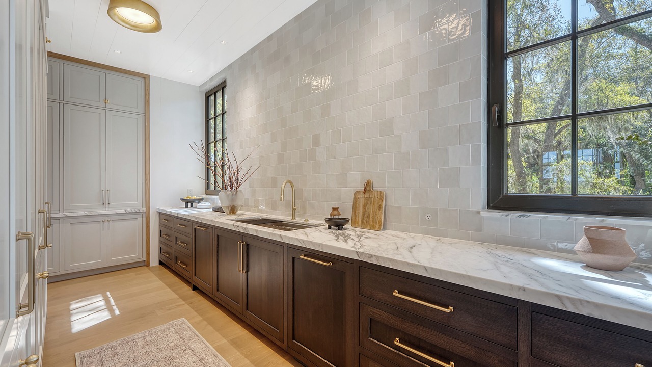 Photo of Kitchen in Vanderhorst Plantation