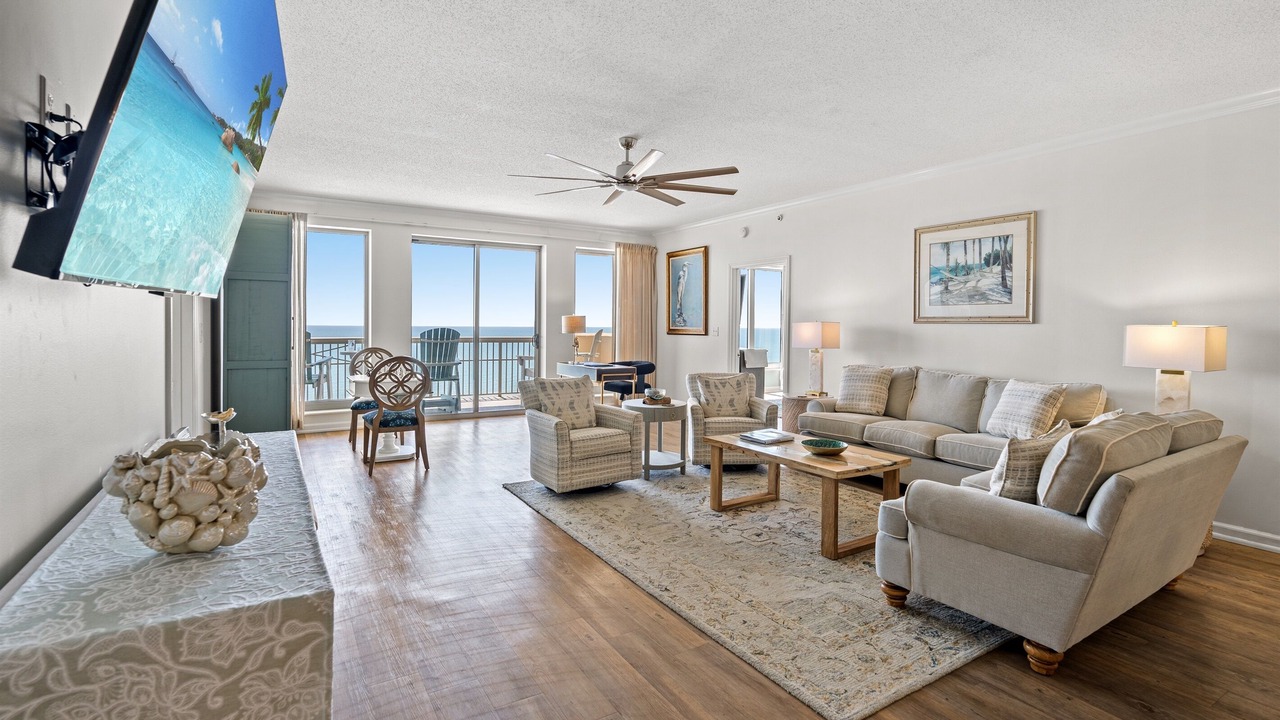 Photo of Bedroom in Arcadian Shores