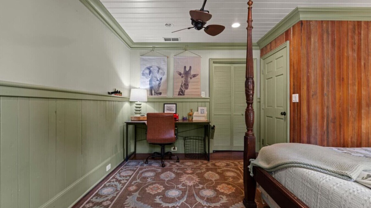 Photo of Bedroom in Pigeon Point