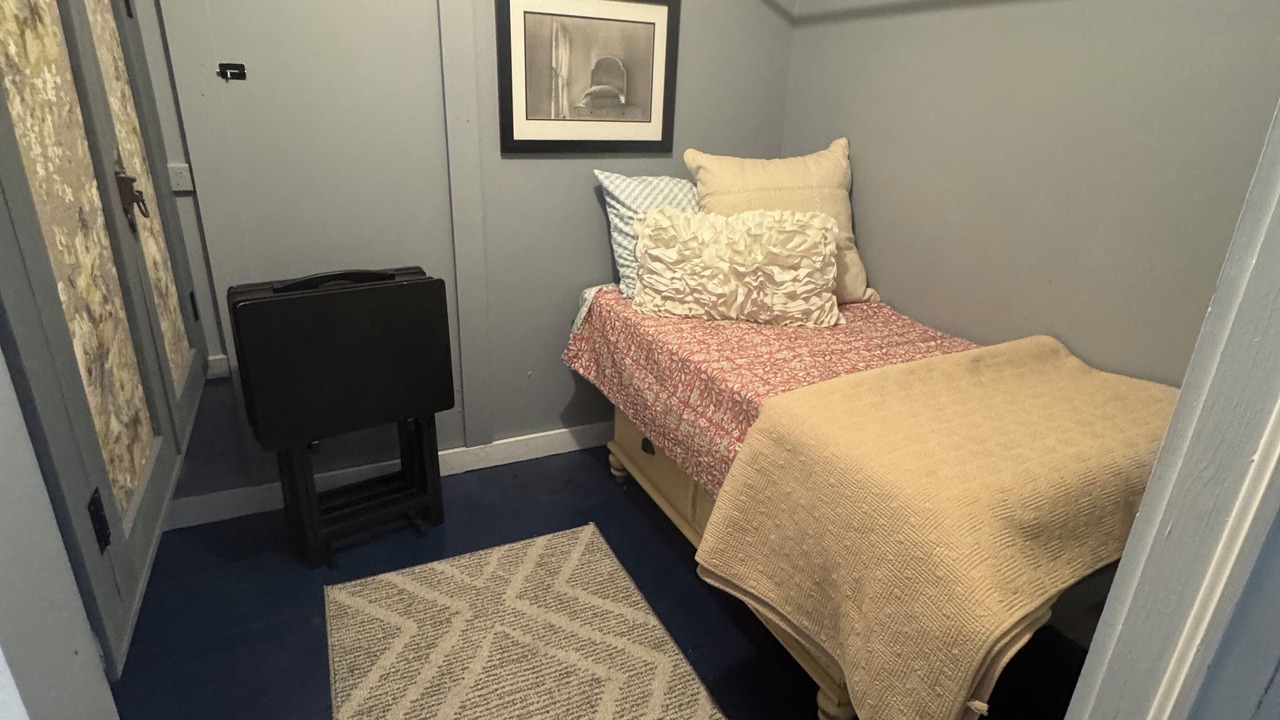 Photo of Bedroom in Lindley Park