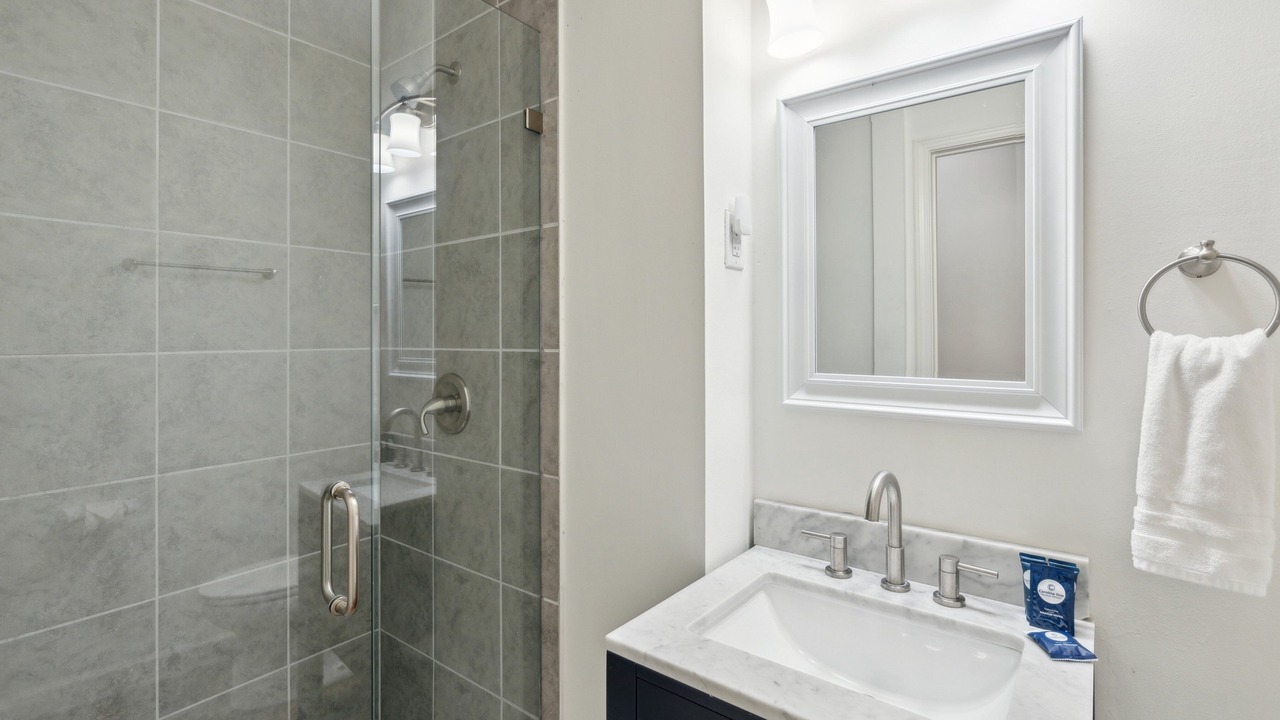 Photo of Bathroom in Sunset Point