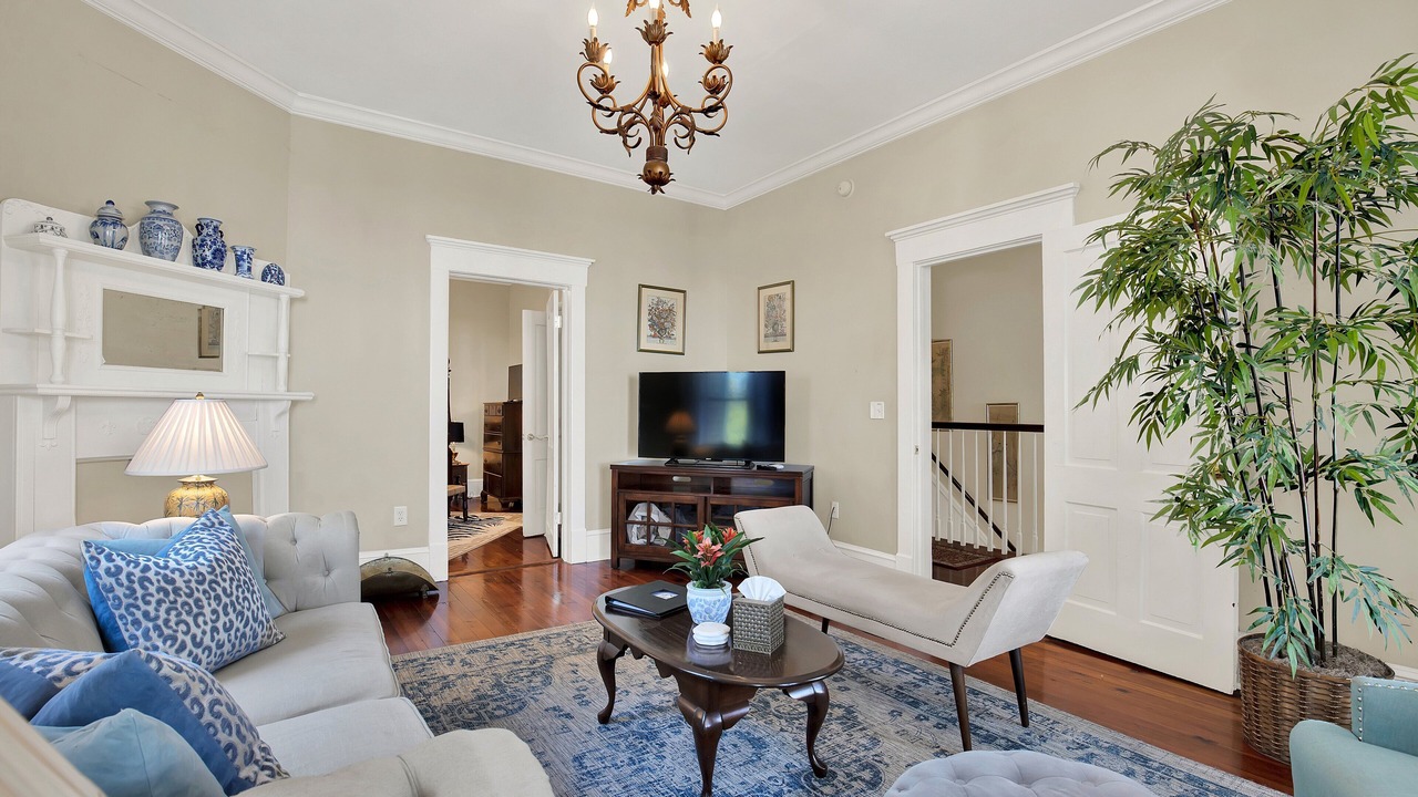 Photo of Livingroom in Metropolitan