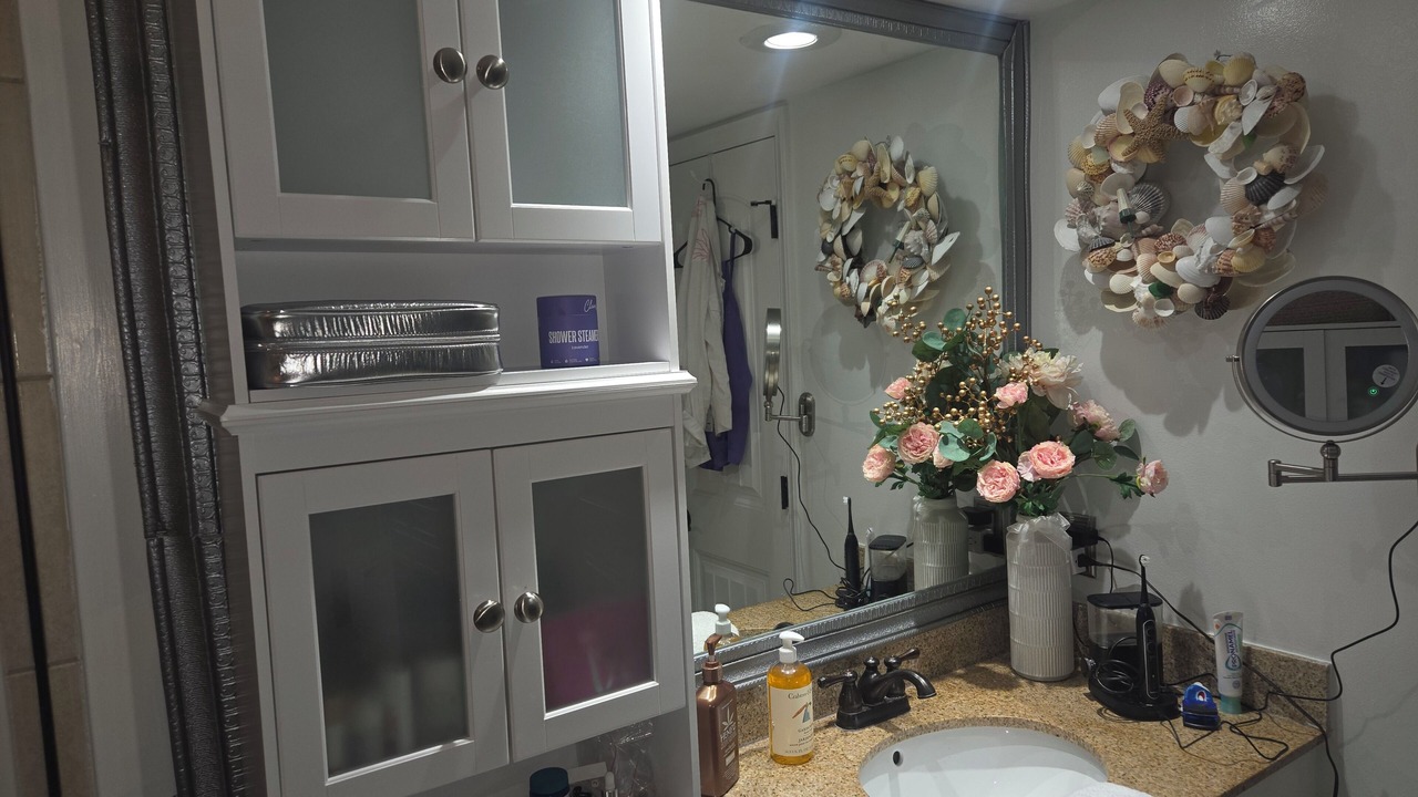 Photo of Bathroom in North Litchfield Beach