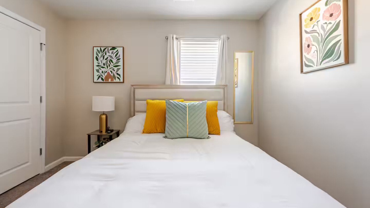 Photo of Bedroom in Port Wentworth