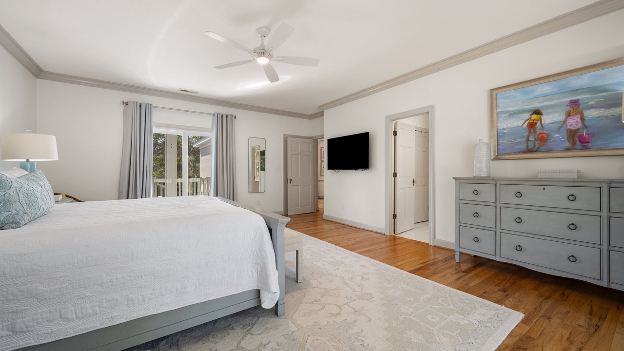 Photo of Bedroom in Debordieu Colony