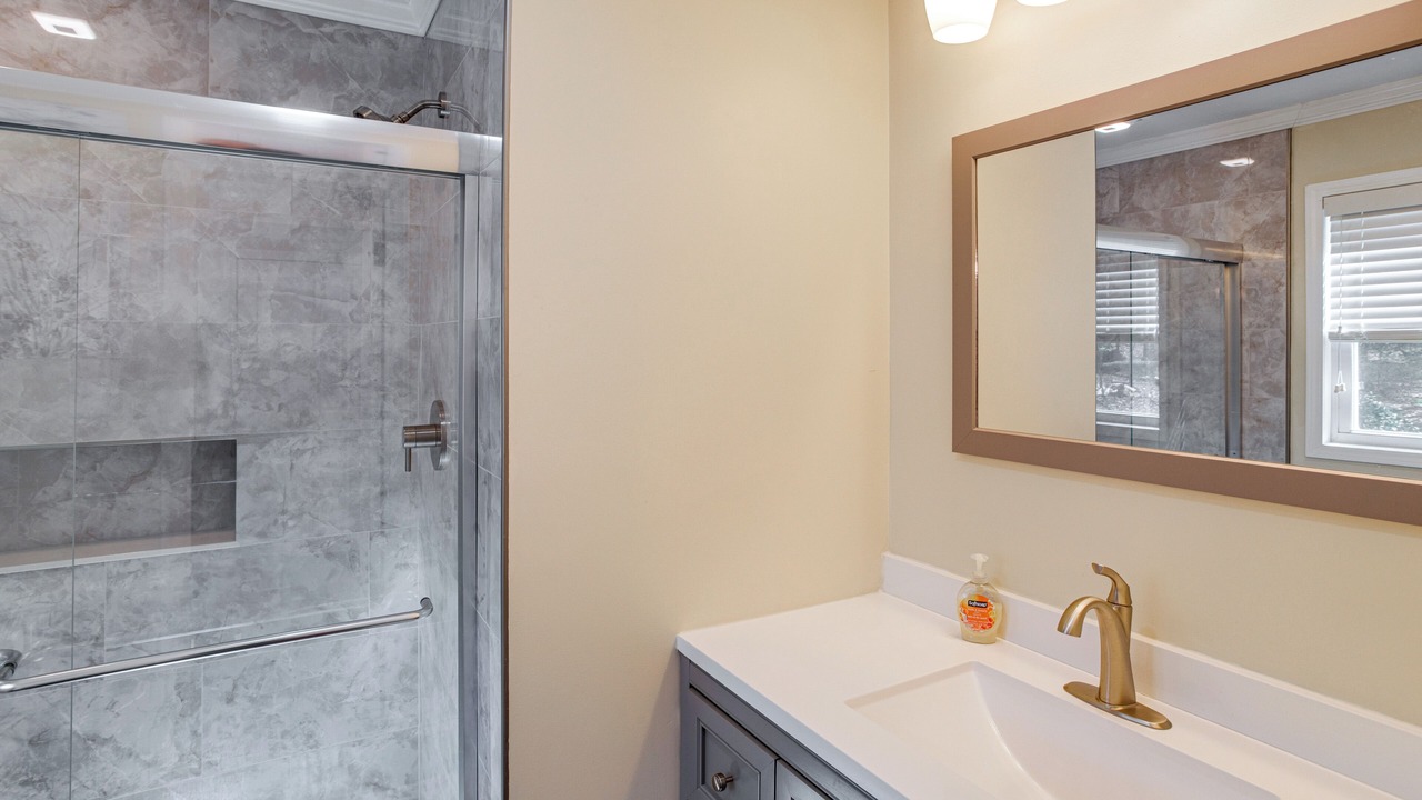 Photo of Bathroom in Chapin