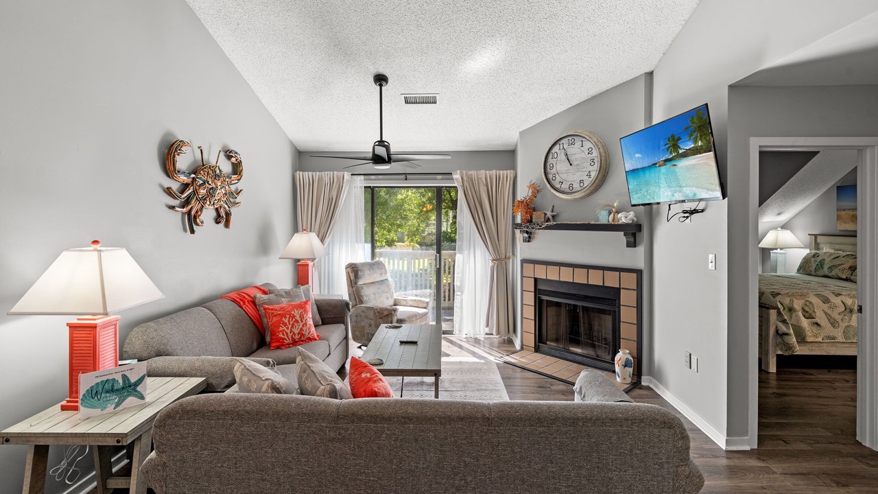 Photo of Bedroom in Arcadian Shores