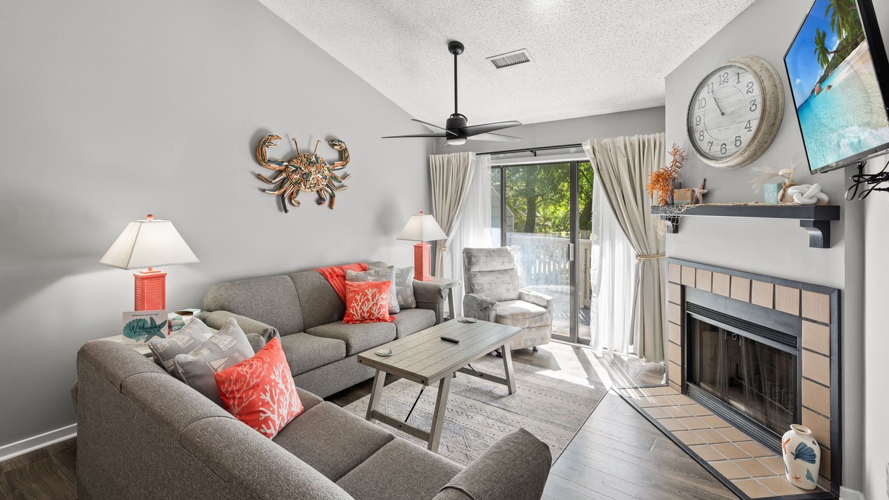 Photo of Bedroom in Arcadian Shores