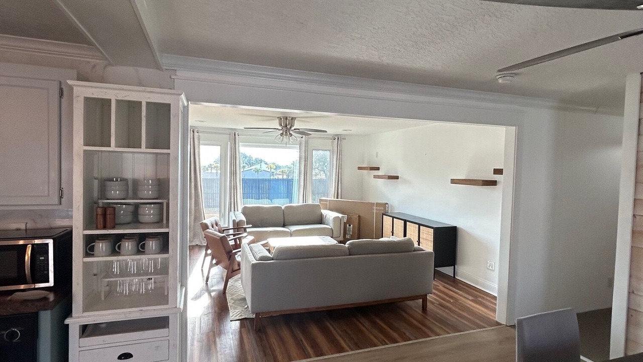 Photo of Livingroom in Awendaw