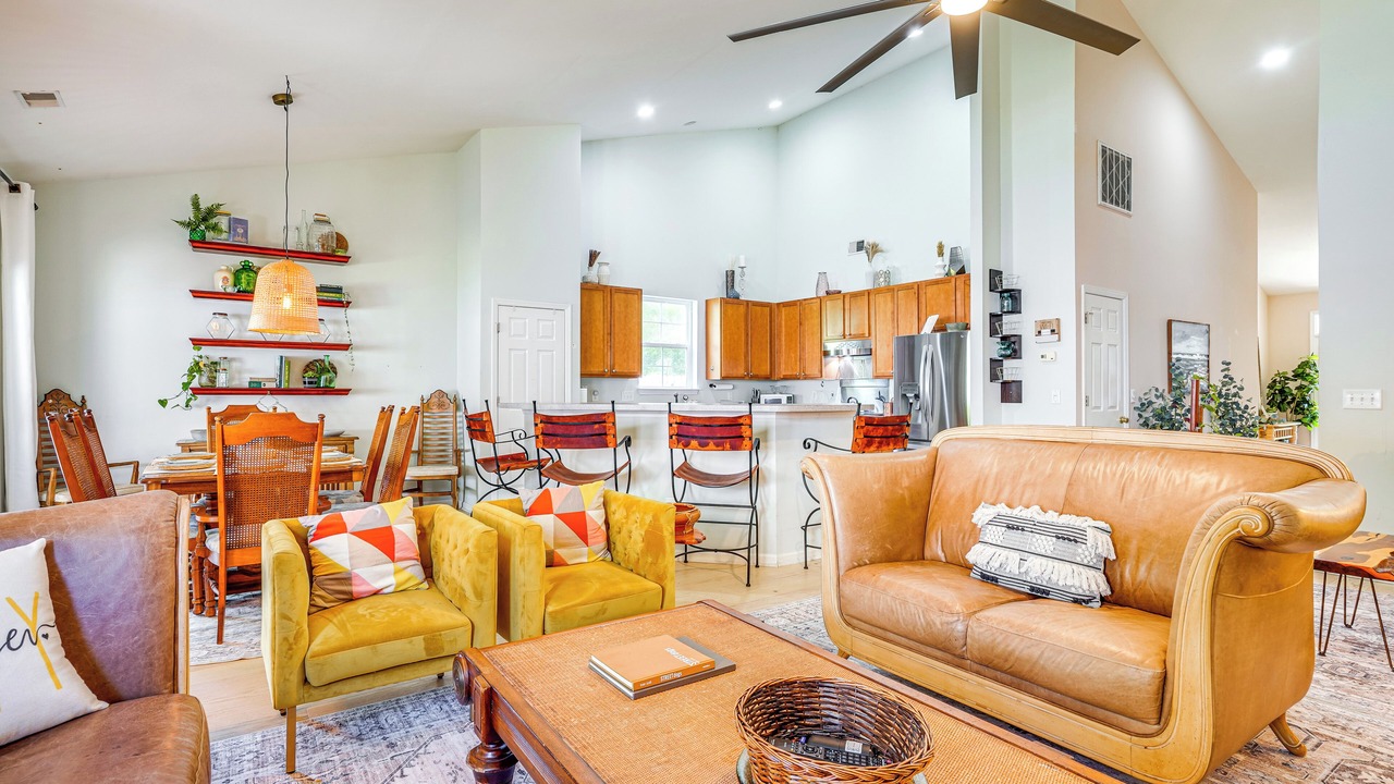 Photo of Livingroom in North Charleston