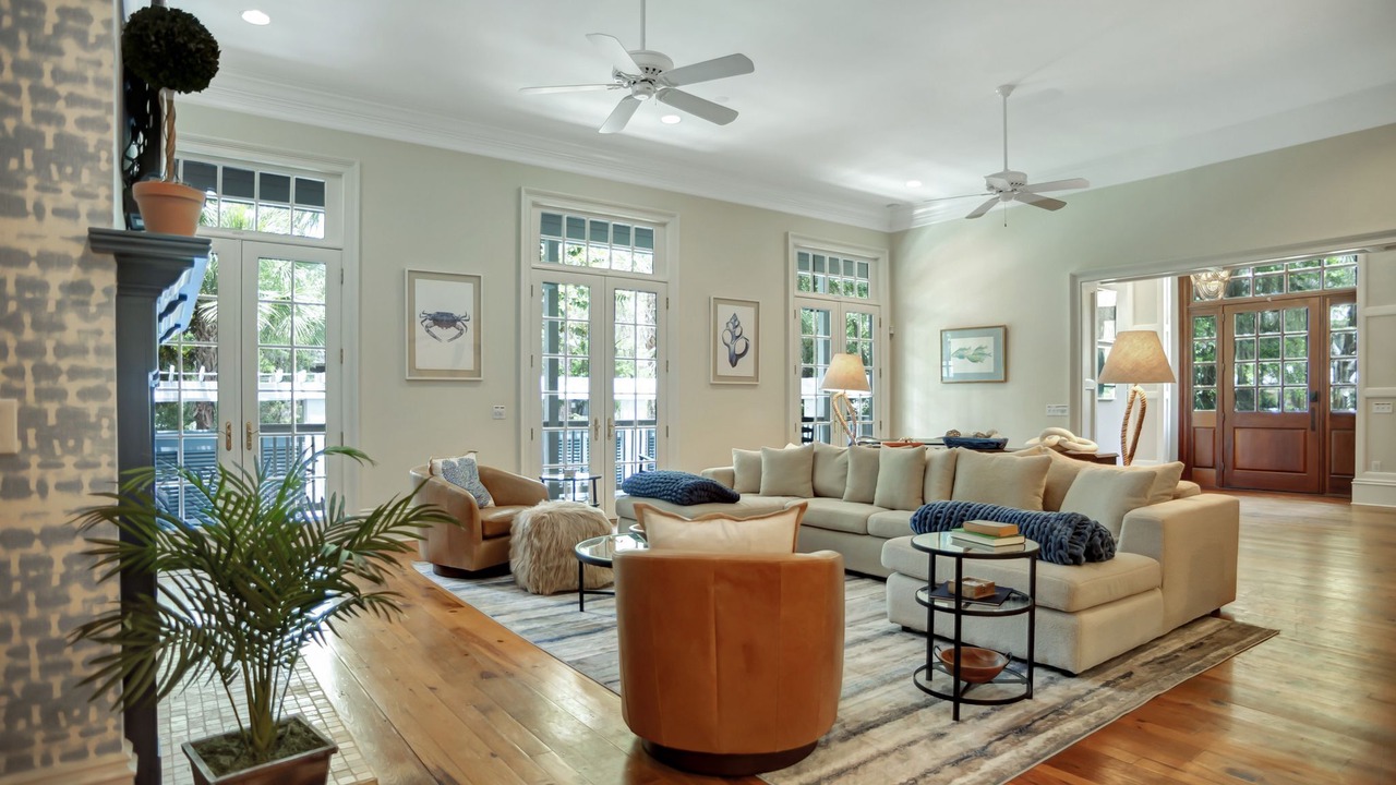 Photo of Livingroom in Sea Pines