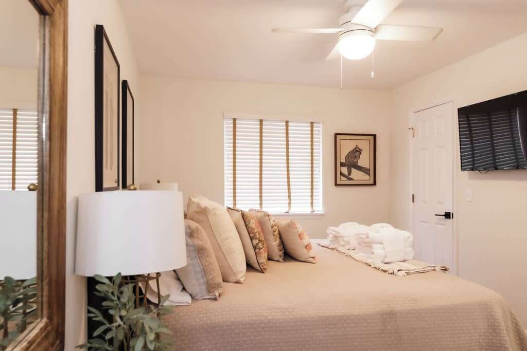 Photo of Bedroom in Saint Helena Island