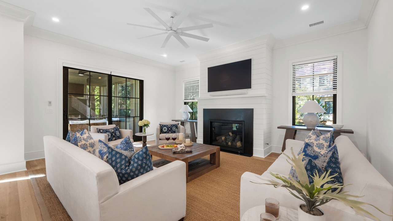 Photo of Livingroom in West Beach