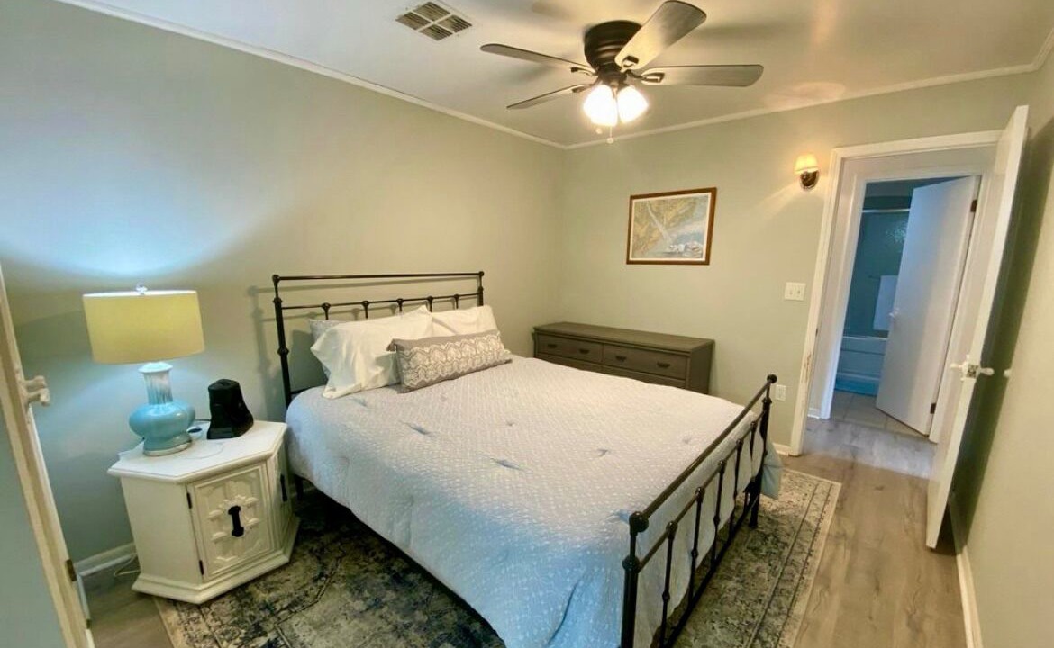 Photo of Bedroom in Saint Helena Island