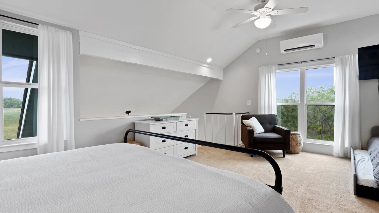 Photo of Bedroom in Saint Helena Island