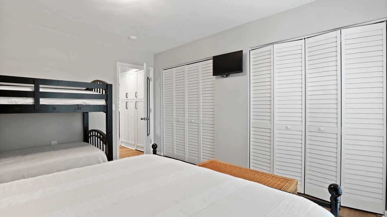 Photo of Bedroom in Saint Helena Island
