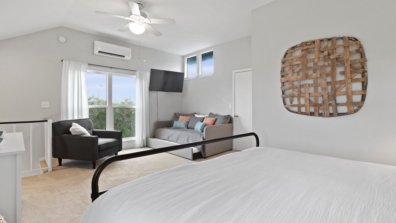 Photo of Bedroom in Saint Helena Island