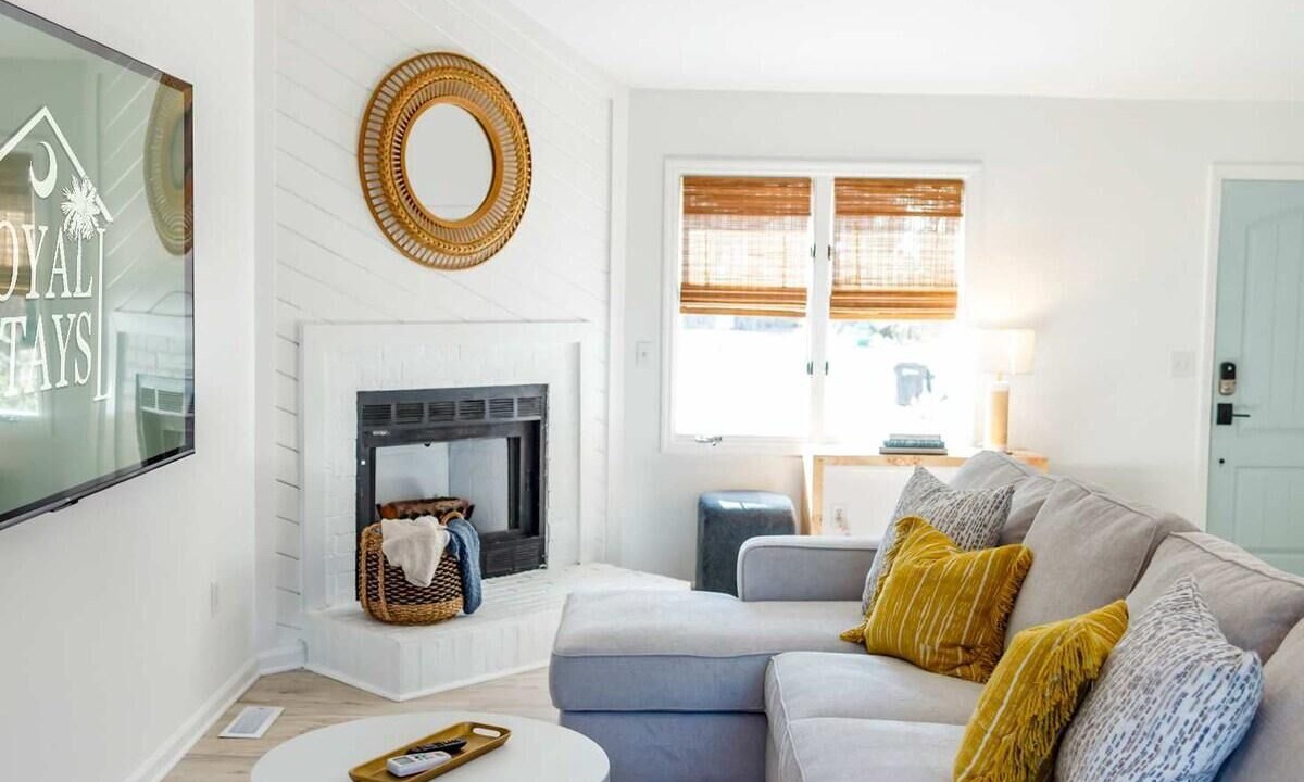 Photo of Livingroom in Mount Pleasant
