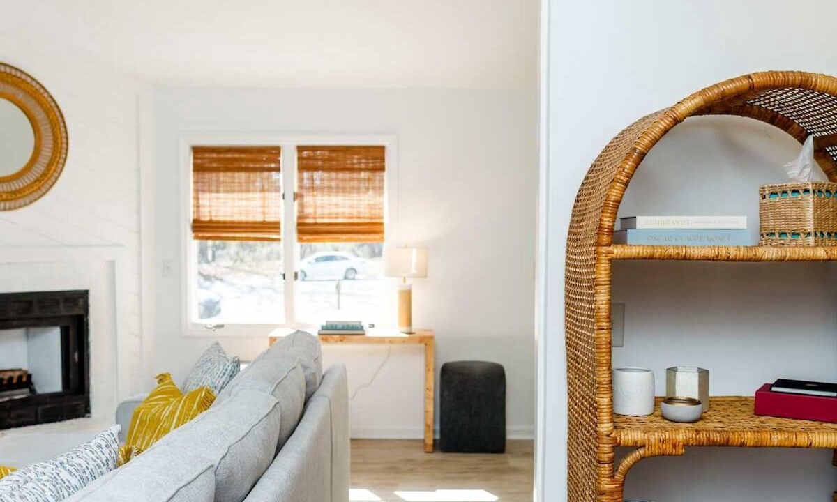 Photo of Livingroom in Mount Pleasant