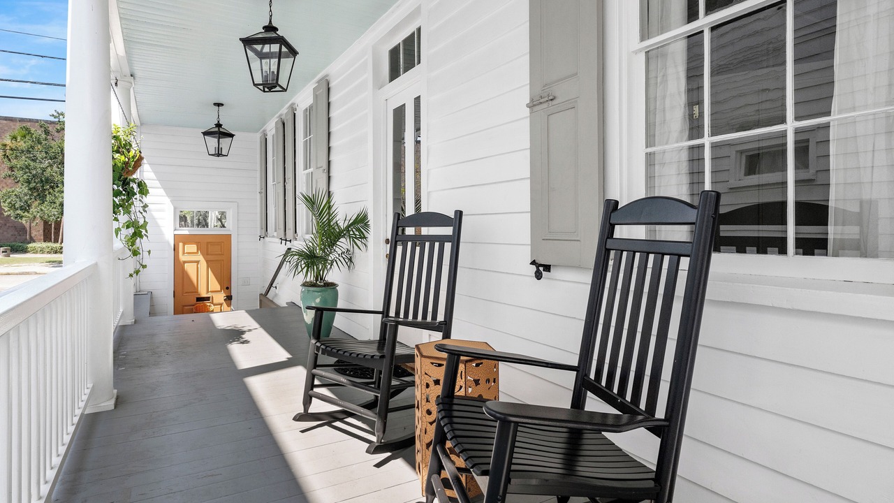 Photo of Patio Balcony in Downtown Charleston