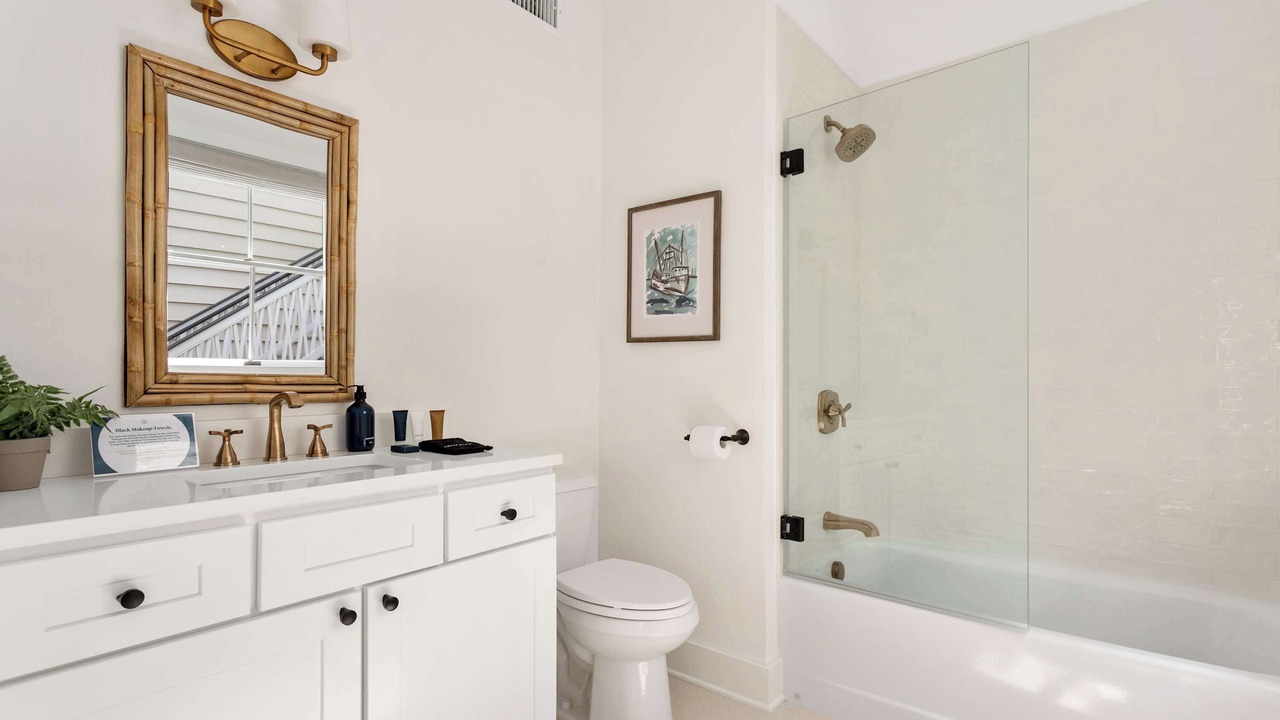 Photo of Bathroom in Downtown Charleston