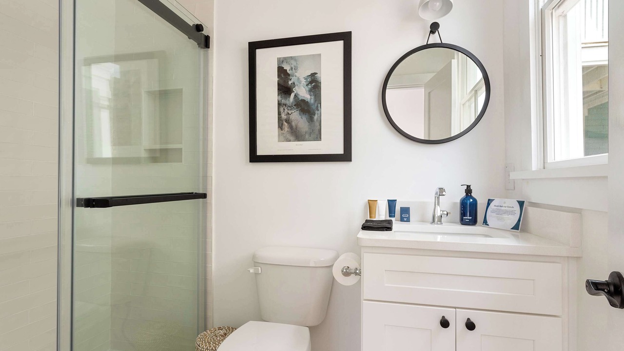 Photo of Bathroom in Downtown Charleston
