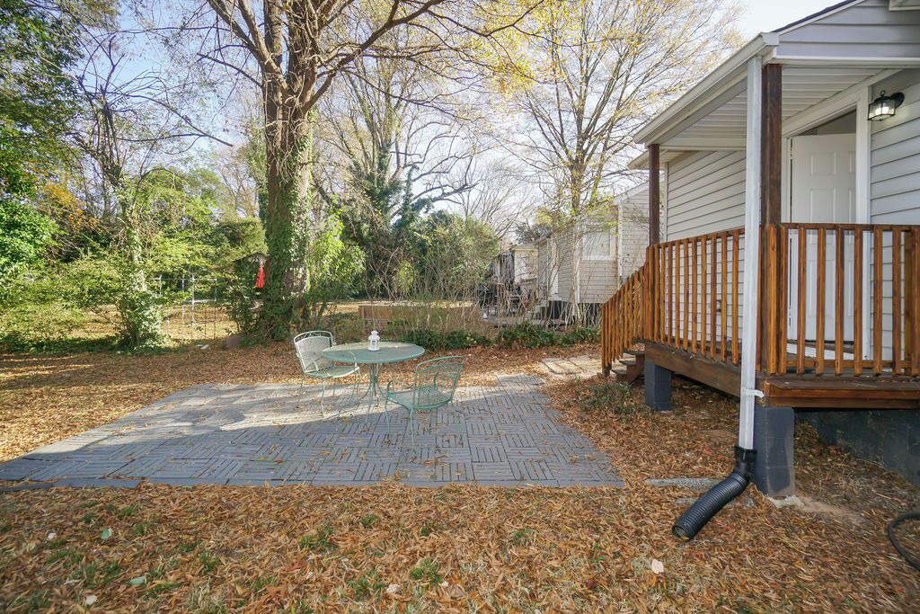 Photo of Outdoor in Lindley Park