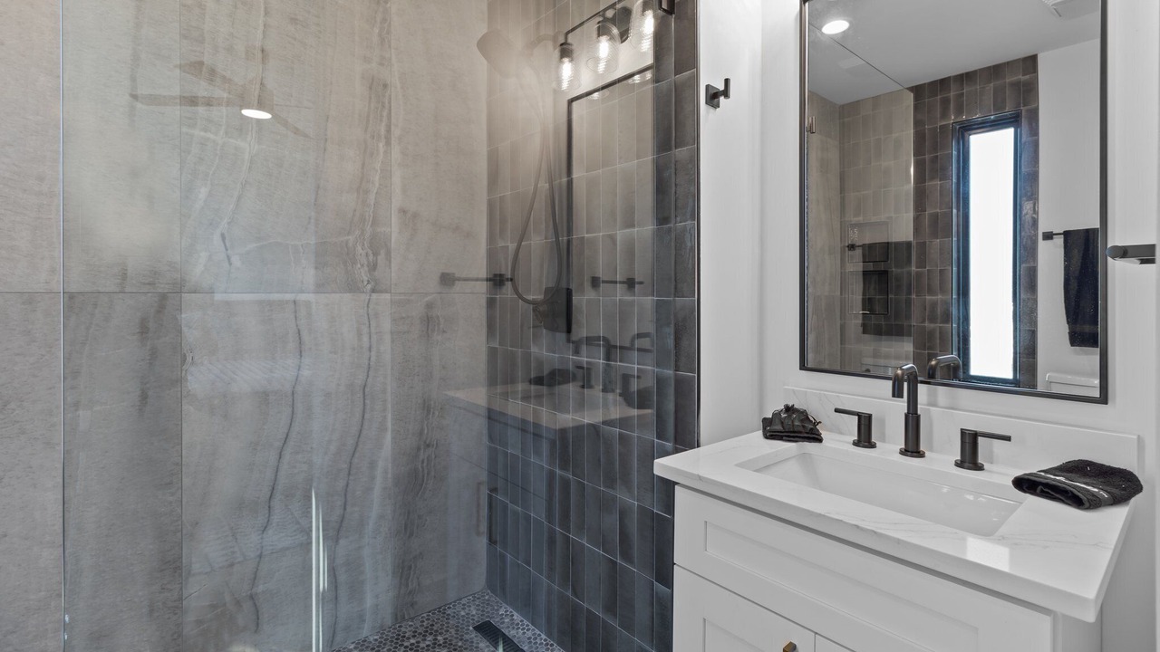 Photo of Bathroom in Optimist Park