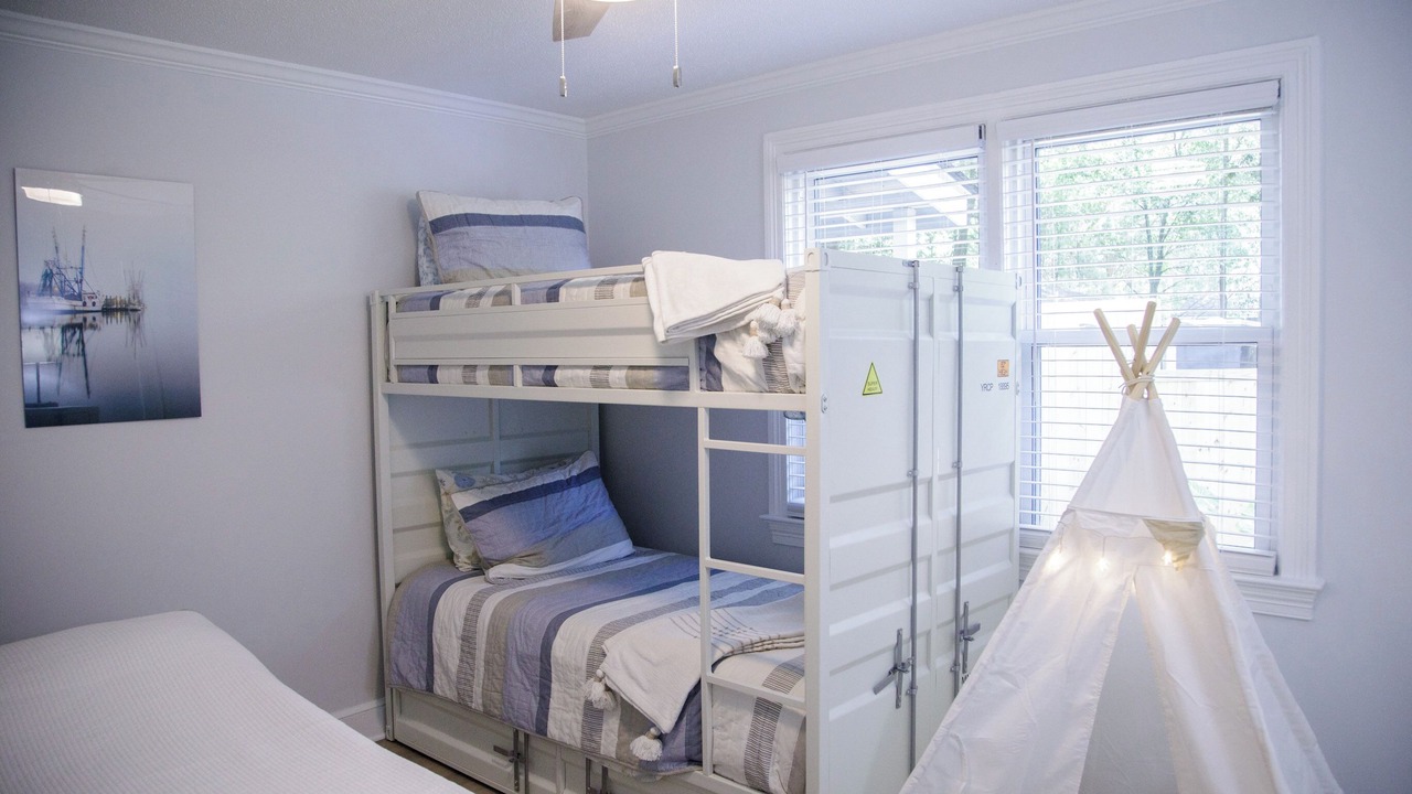 Photo of Bedroom in Charleston