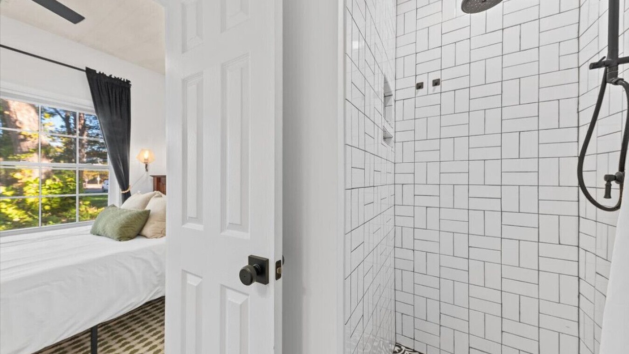 Photo of Bathroom in Cannonborough Elliotborough