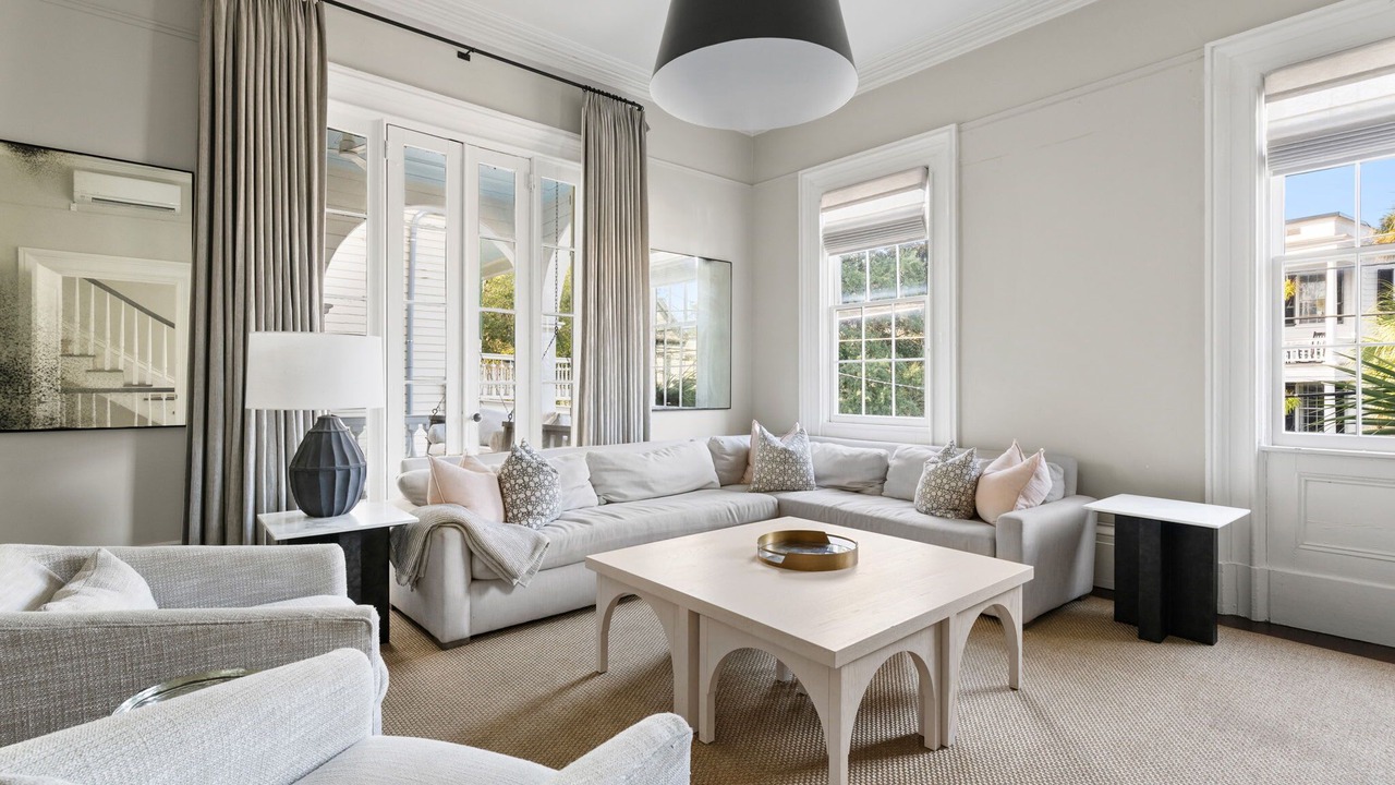 Photo of Livingroom in Cannonborough Elliotborough