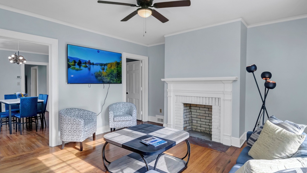 Photo of Livingroom in Rosewood