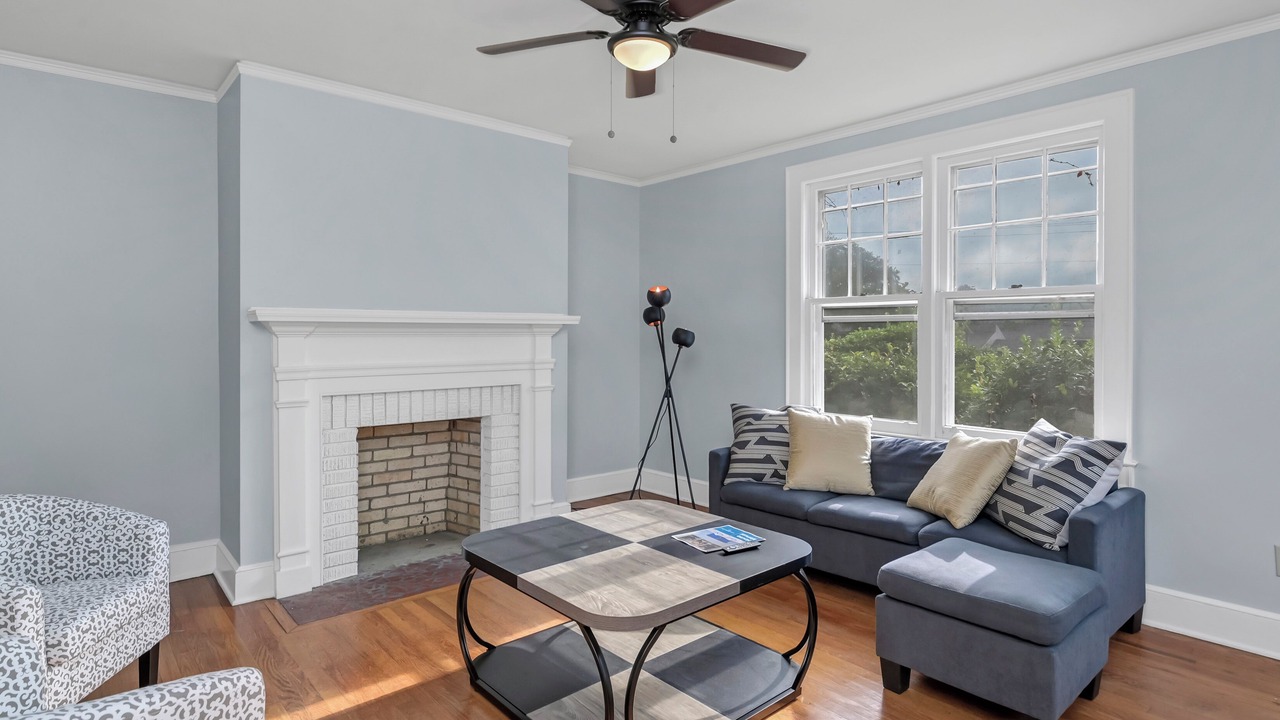 Photo of Livingroom in Rosewood