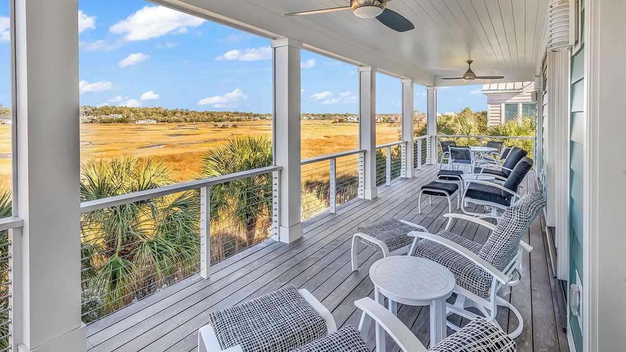 Photo of Patio Balcony in Litchfield by the Sea